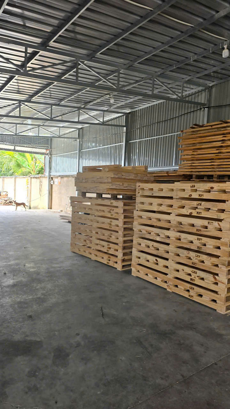 Pallet gỗ